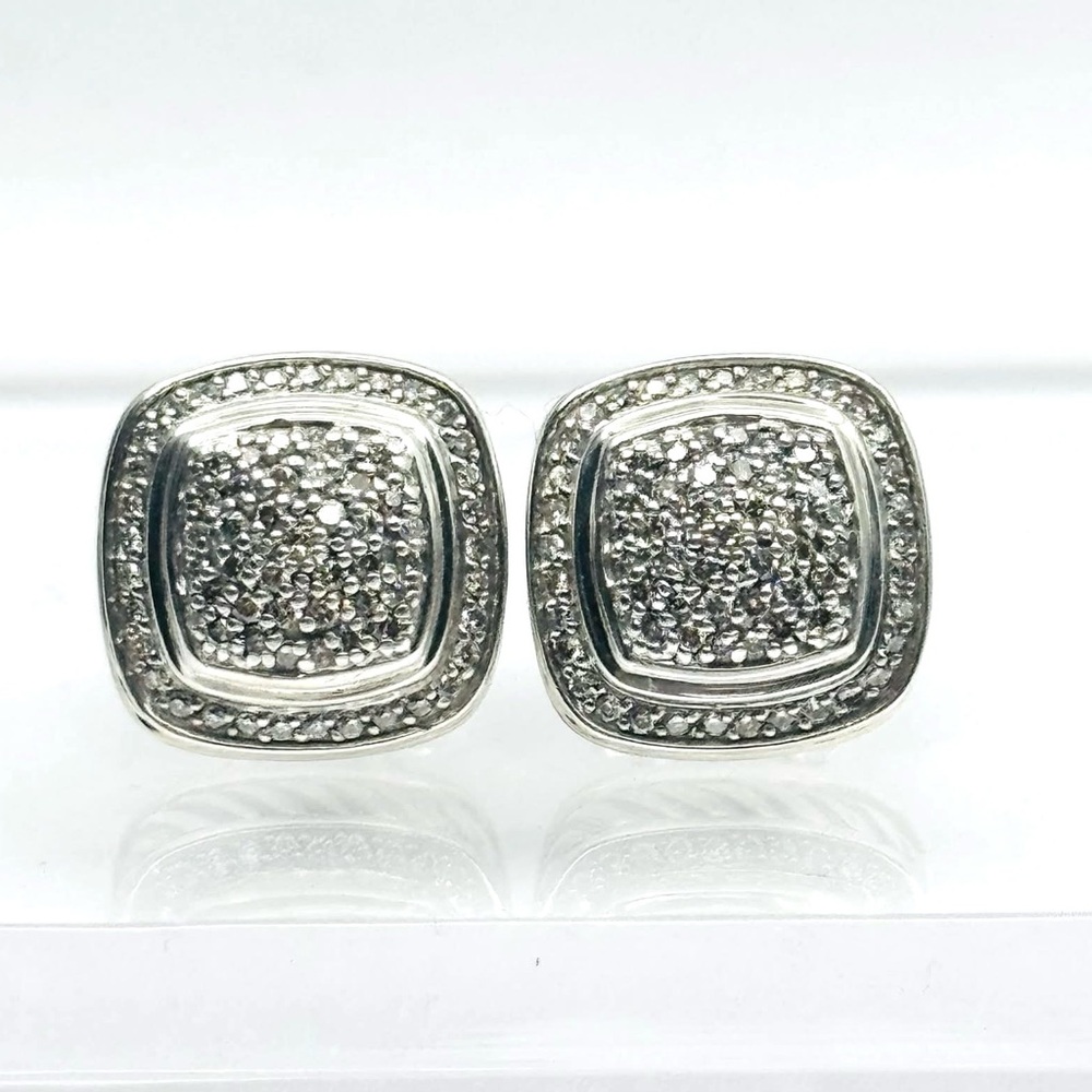 David Yurman Albion 11mm Pave Diamond
Earrings